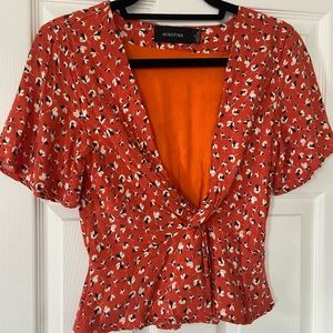 like new MINKPINK floral wrap top